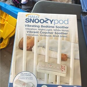 Halo SnoozyPod Vibrating Bedtime Soother - Cream